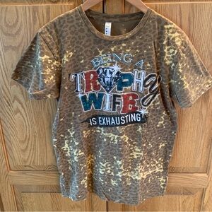 Brown Leopard Print Graphic T-shirt